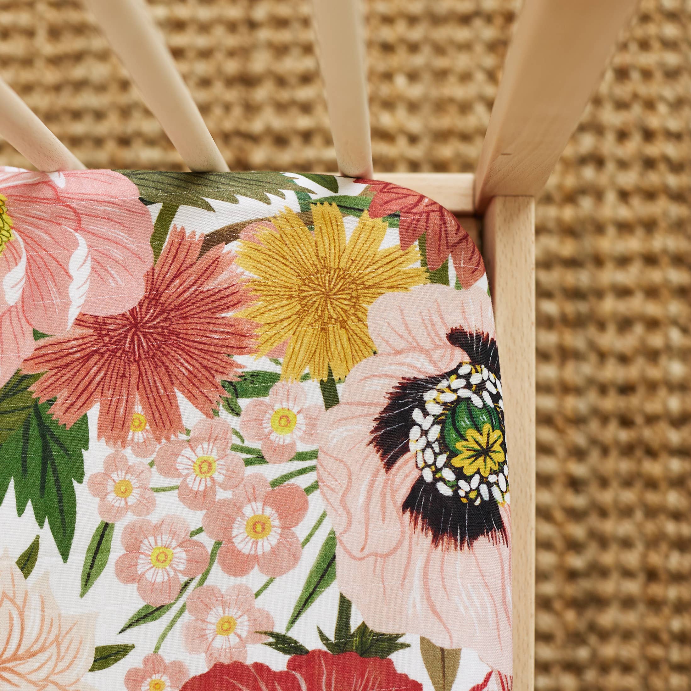 Les Fleurs Cot Sheet