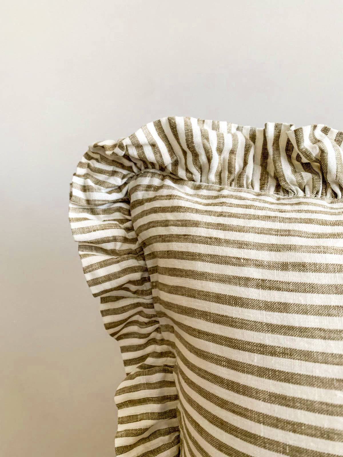 French Linen Ruffle